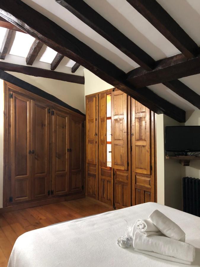 Hostal La Cuadrona